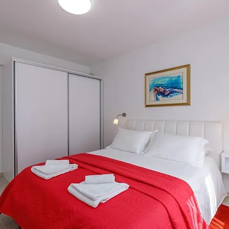 Lavizatic Pensionat 3*