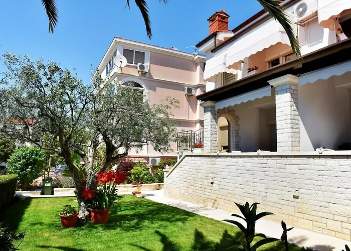 Casa de hóspedes Lavizatic 3*
