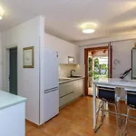 Affittacamere Lavizatic 3*