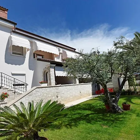 Lavizatic Casa de hóspedes Poreč